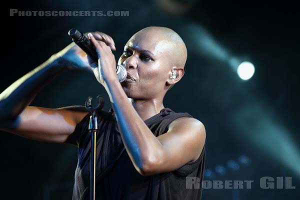 SKUNK ANANSIE - 2010-09-08 - PARIS - Nouveau Casino - 